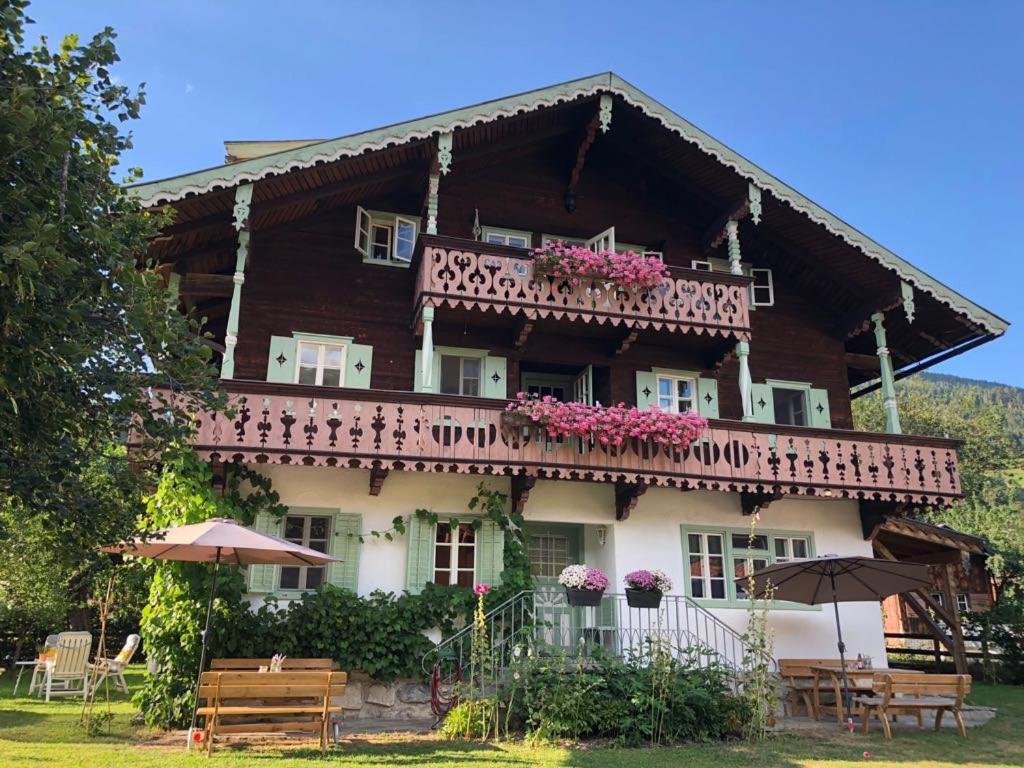Villa Zeppelin - App Aquamarin Bramberg am Wildkogel Exterior photo